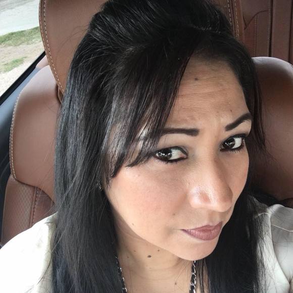 Meet your Posher, Maria - Picture 1 of 1