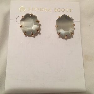 Kendra Scott Slate Morgan Studs Limited Edition