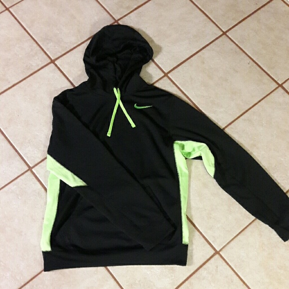 Nike hooded sweatshirt Therma- fit