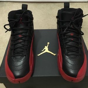 Air Jordan 12 "Flu Game" GS size 5Y