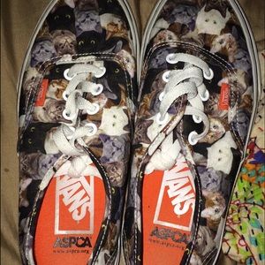 Cat vans size 7
