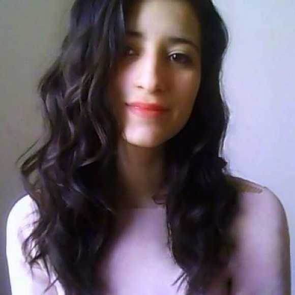 Meet your Posher, Whitney - Picture 2 of 2