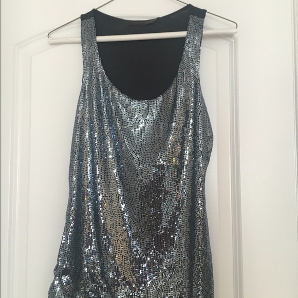Gray sequent tank