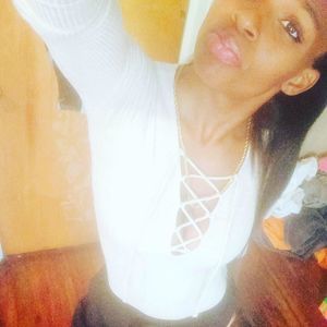 Meet your Posher, Tanisha