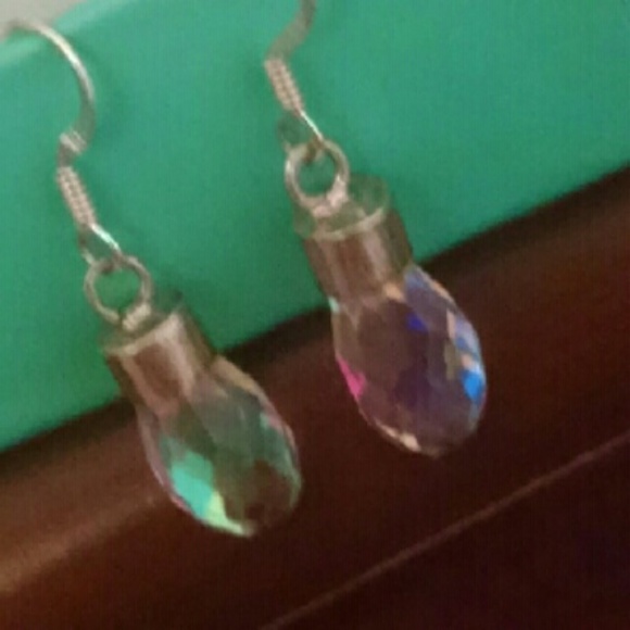 Color-Changing Crystal Earrings - Picture 2 of 2