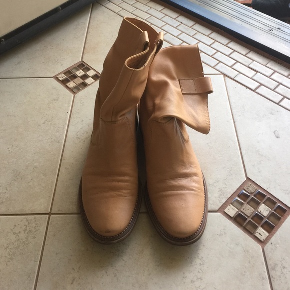 Gorgeous Cole haan tan boots!!!