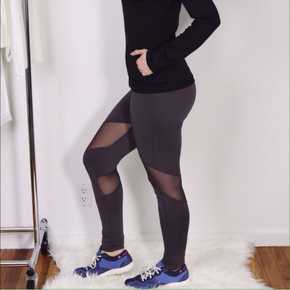 SoldOut11thStreet - Picture 3 of 4