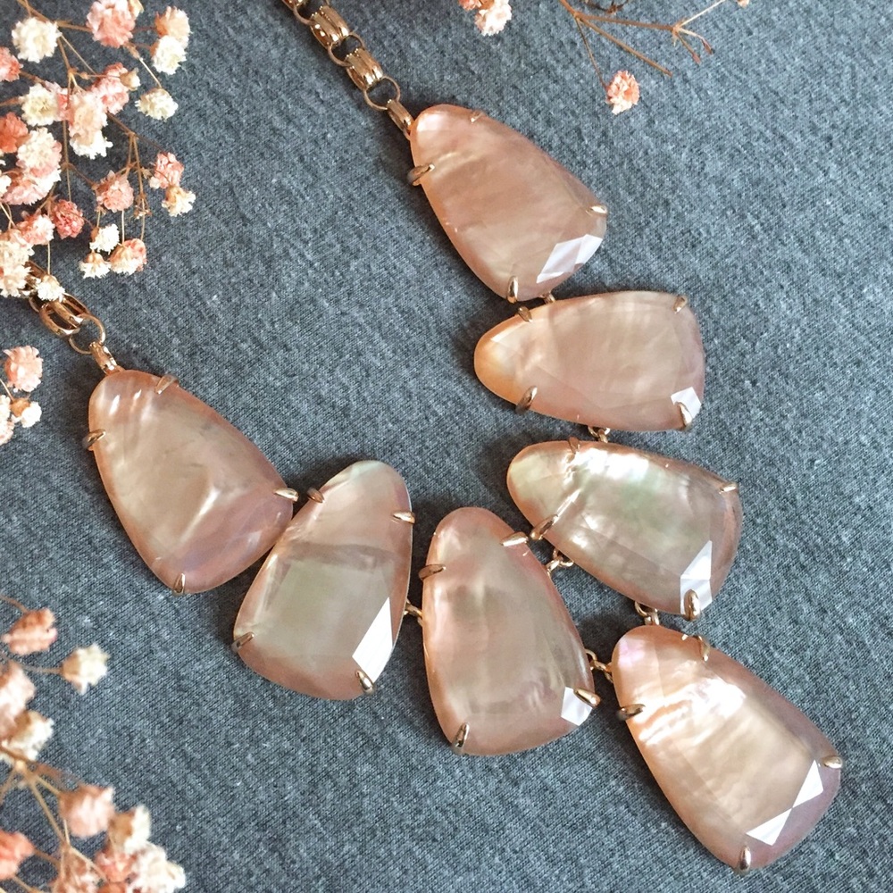 NWT Kendra Scott Harlow Peach Illusion - Picture 2 of 3