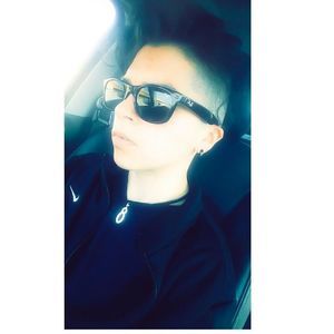 Meet your Posher, Vanessa