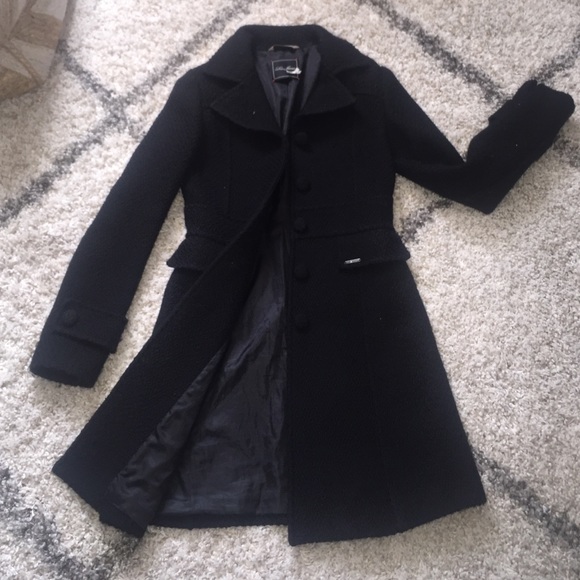 An amazing black long coat.