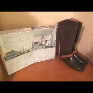 Hingham green/tan Sperry rain boots