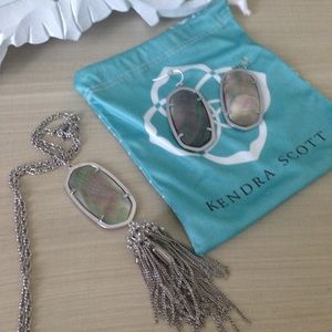 Kendra Scott silver necklace and earrings set