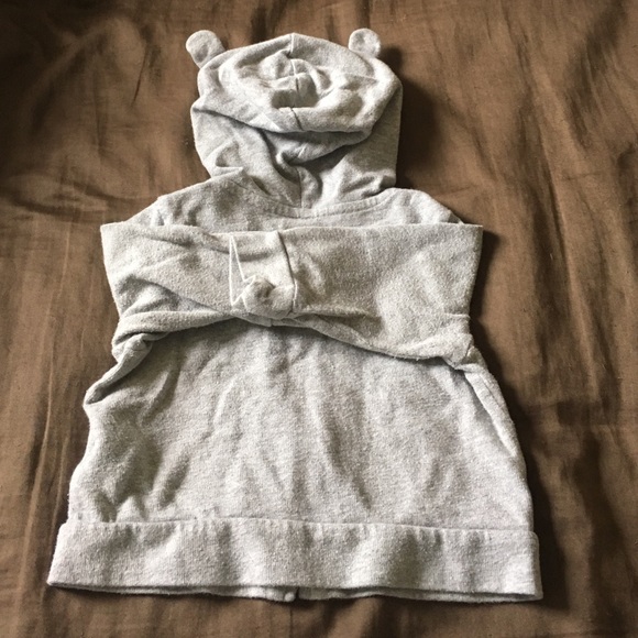Baby Gap zip up Hoodie/sweater - Picture 2 of 2