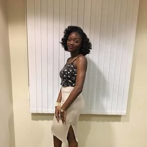 Meet your Posher, Claudine