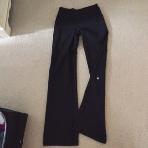 Lululemon black groove pants