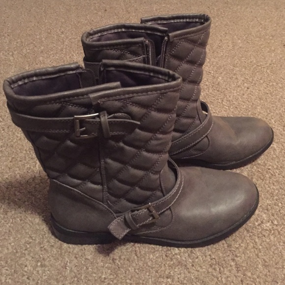 Gray booties - Picture 2 of 4