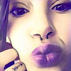 Meet your Posher, Vanessa