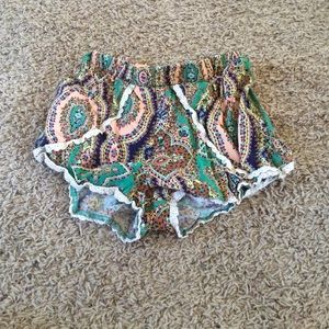 Patterned soft shorts