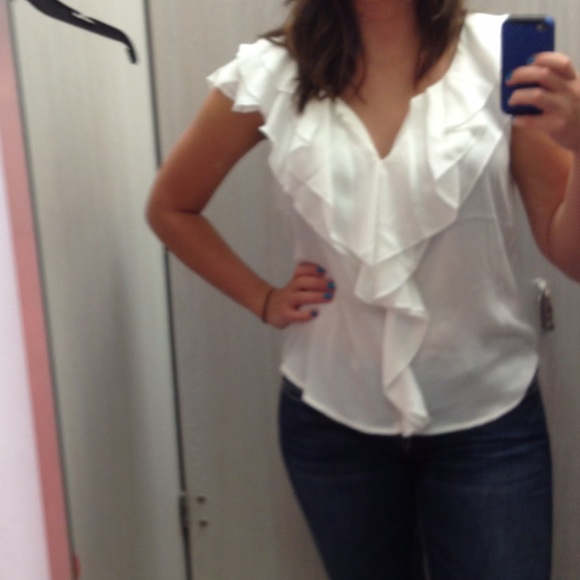 White Ruffle shirt - Picture 4 of 4