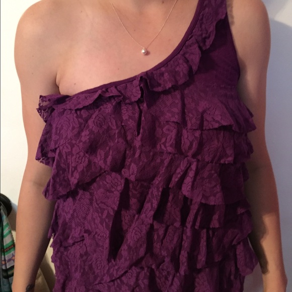 One shoulder tank