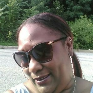 Meet your Posher, Chanell