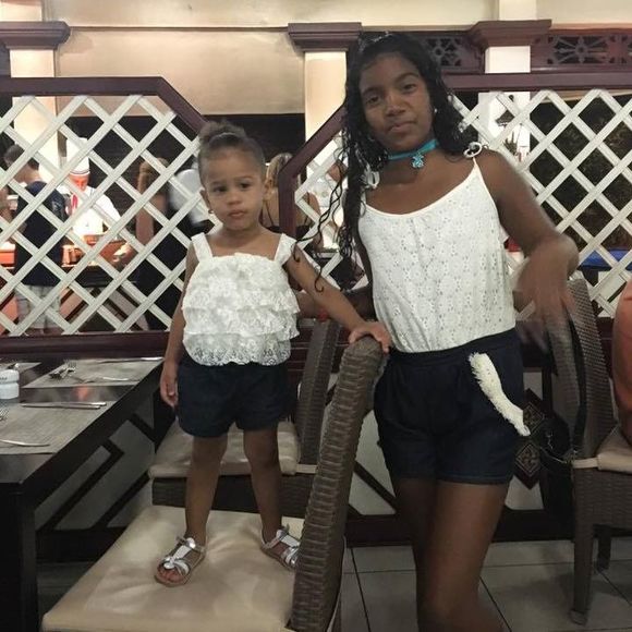 Meet your Posher, Crisbel - Picture 1 of 1