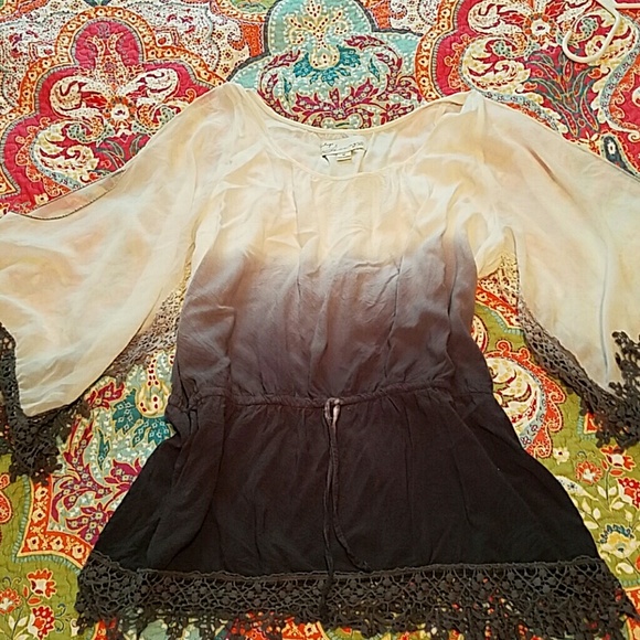Boutique peasant top