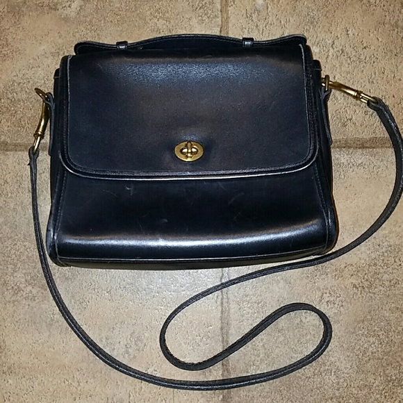 Coach Handbags - Vintage COACH black leather crossbody bag