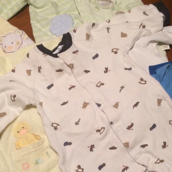 Now TWENTY-PIECE Sleepers & Onesies Lot