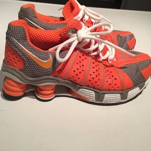 ➡️Wonens Nike Shox Sneaker⬅️