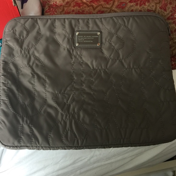Authetic Marc Jacobs Mac book pro case