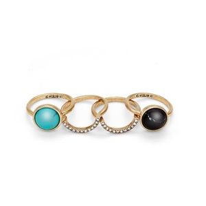 Chloe and Isabel Capri Nesting ring set