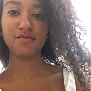 Meet your Posher, Veronica