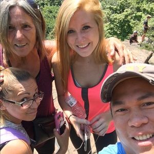 Meet your Posher, Pegi