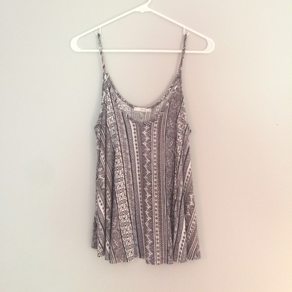 Soprano Grey Patterned Top