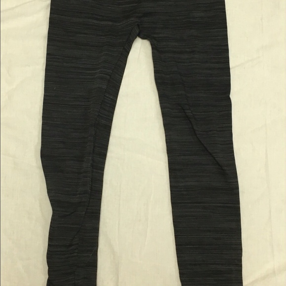 Almost Famous Leggings