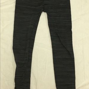 Almost Famous Leggings