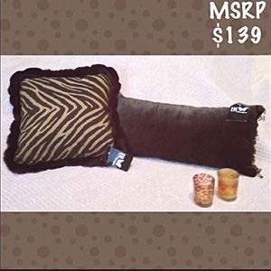 ❌SOLD❌NWT BRANDI RENEE DESIGNER PILLOWS!