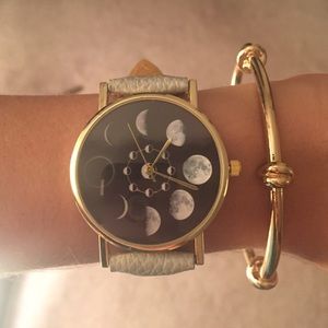 Moon phase watch