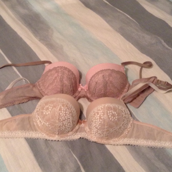 BEST DEAL YET!  Two Victoria's Secret bras.