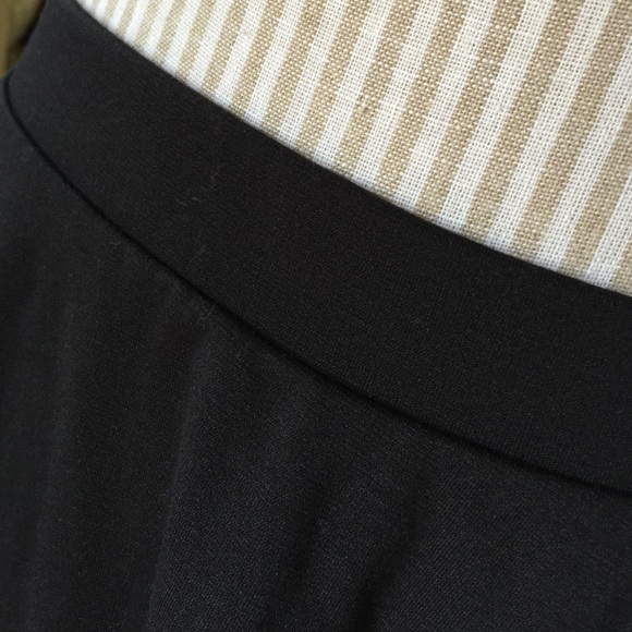 🎈2/15 NWT Black Circle Skirt S or M - Picture 3 of 4