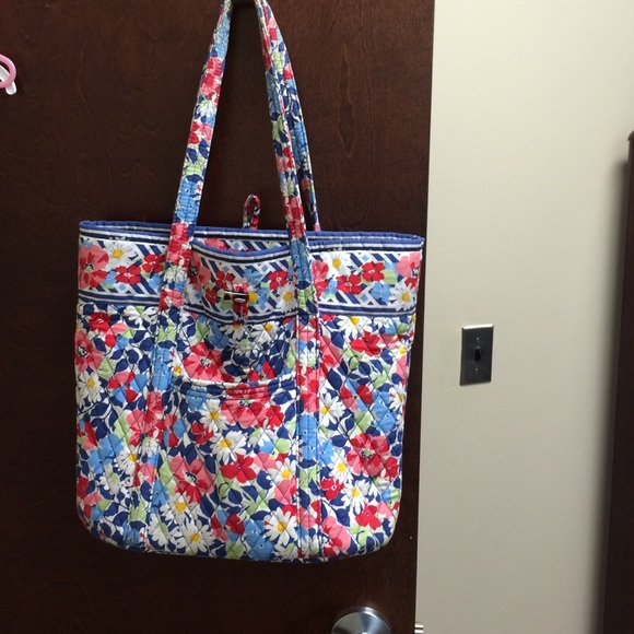 Vera Bradley tote