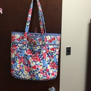 Vera Bradley tote