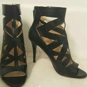 Nine West Delfina caged booties