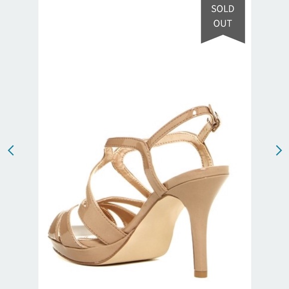 LAST CHANCE ❤️Tahari beige stone gray strappy heel - Picture 3 of 4