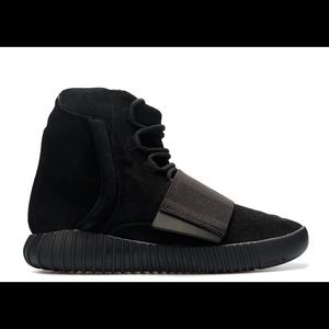 Yeezy boost 750 triple black
