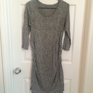 🎊donating-Gray melange ruched maternity dress🎊