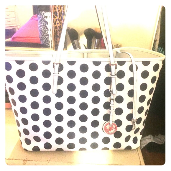 MK Tavel Tote