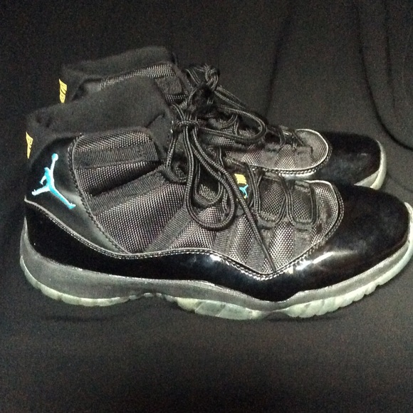 Men Jordan Sneakers