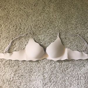Victoria's Secret Scalloped Nude Bra